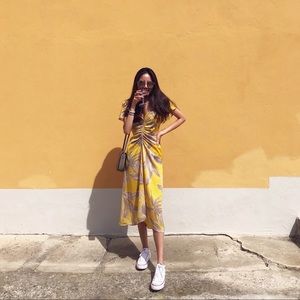 Meet your Posher, Claudia